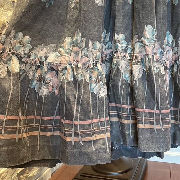 Vintage 1970’s Floral Dress - Picture 4 of 8